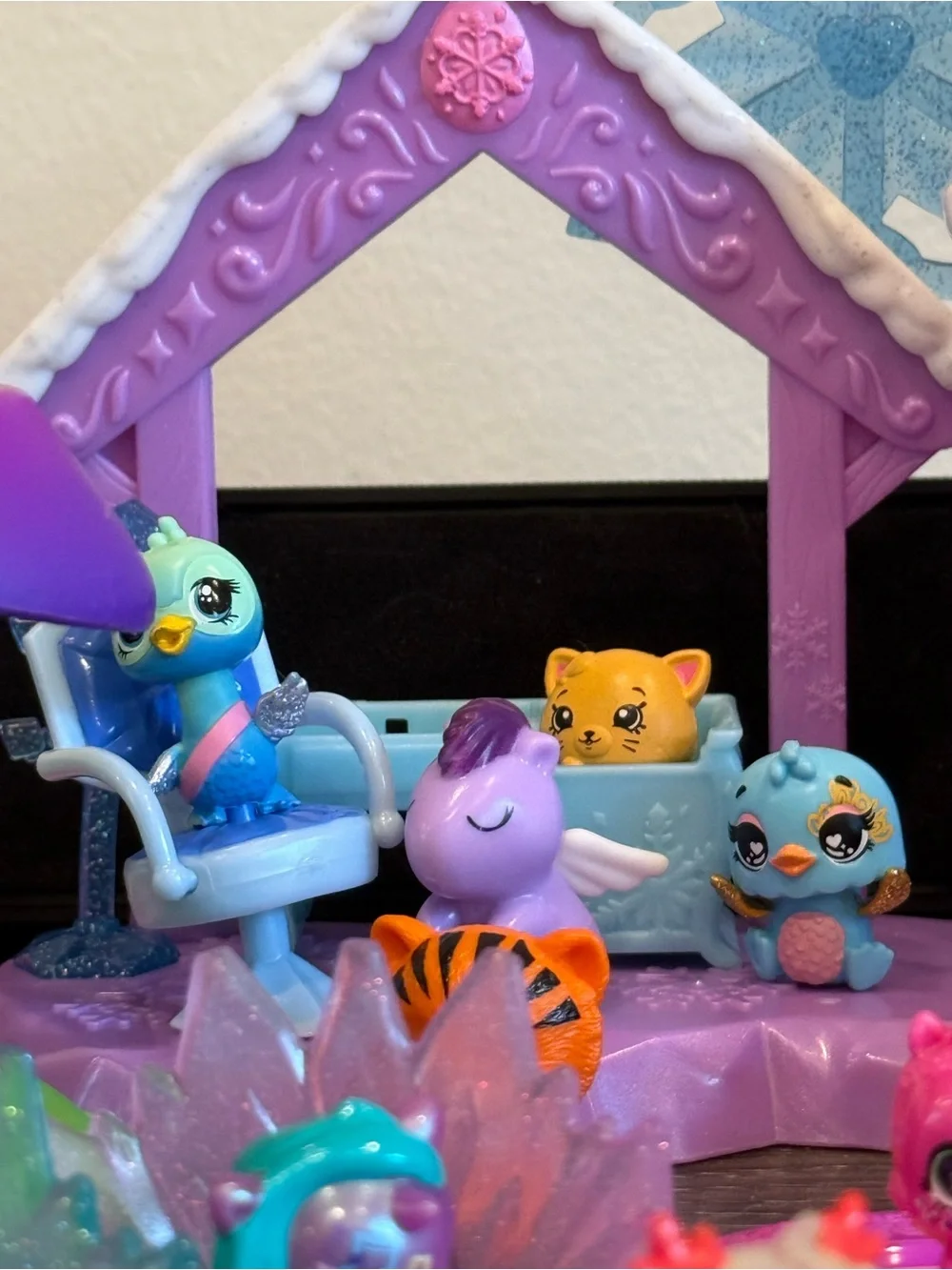 Hatchimals hug lot winter set beds spinners many animals lot